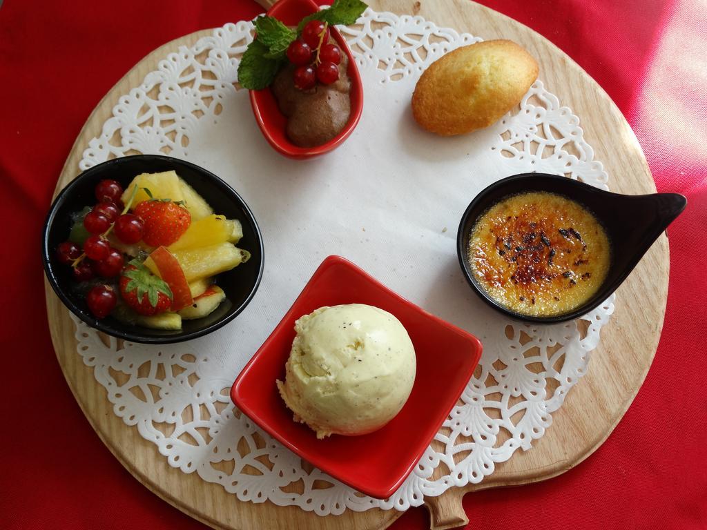 回音湖餐厅酒店 热拉梅 外观 照片