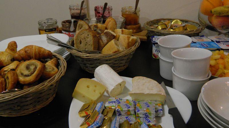 回音湖餐厅酒店 热拉梅 客房 照片